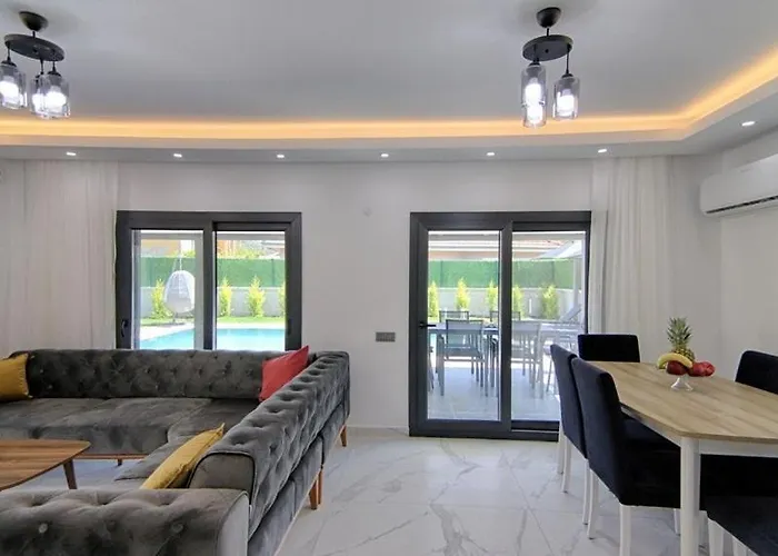 Detached With Private Pool In Inlice, Gocek ヴィラ フェティエ