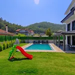 Detached With Private Pool In Inlice, Gocek Φετιγιέ
