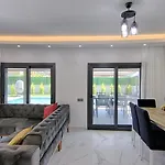 Detached With Private Pool In Inlice, Gocek Βίλα Φετιγιέ