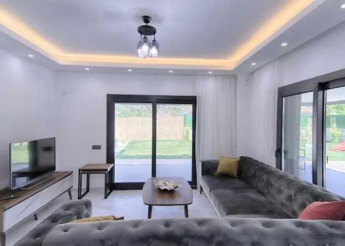 Detached With Private Pool In Inlice, Gocek فتحية